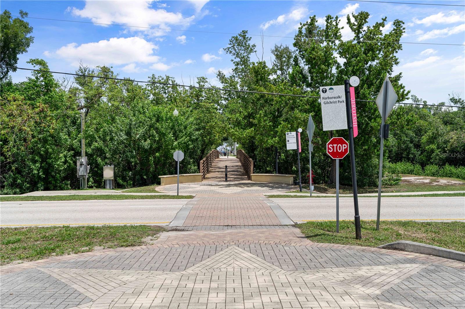 2334 MAGDALINA DR, PUNTA GORDA, FL, 33950