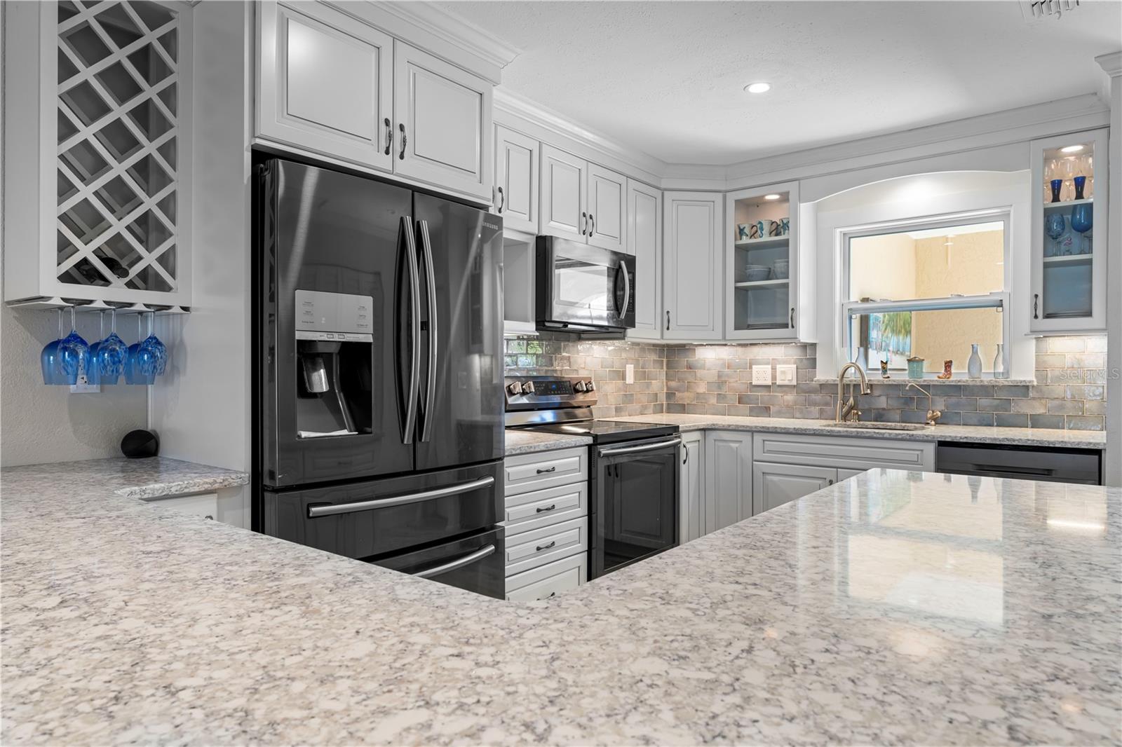 2334 MAGDALINA DR, PUNTA GORDA, FL, 33950