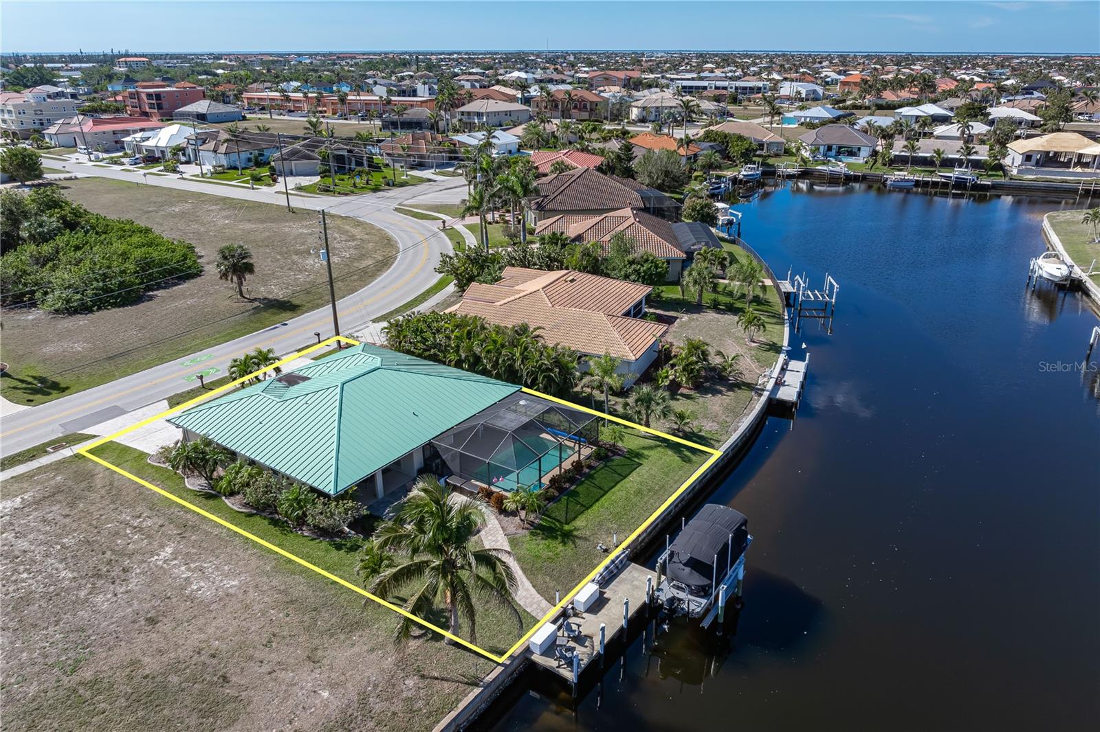 2334 MAGDALINA DR, PUNTA GORDA, FL, 33950