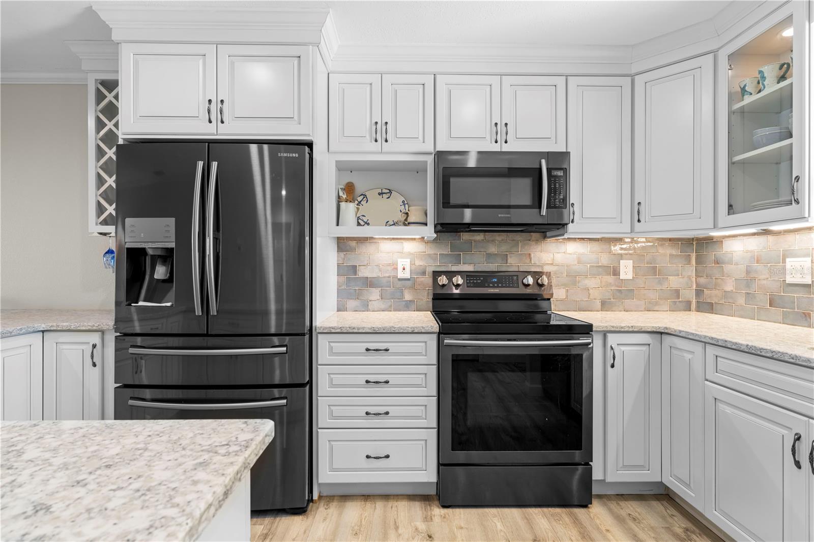 2334 MAGDALINA DR, PUNTA GORDA, FL, 33950