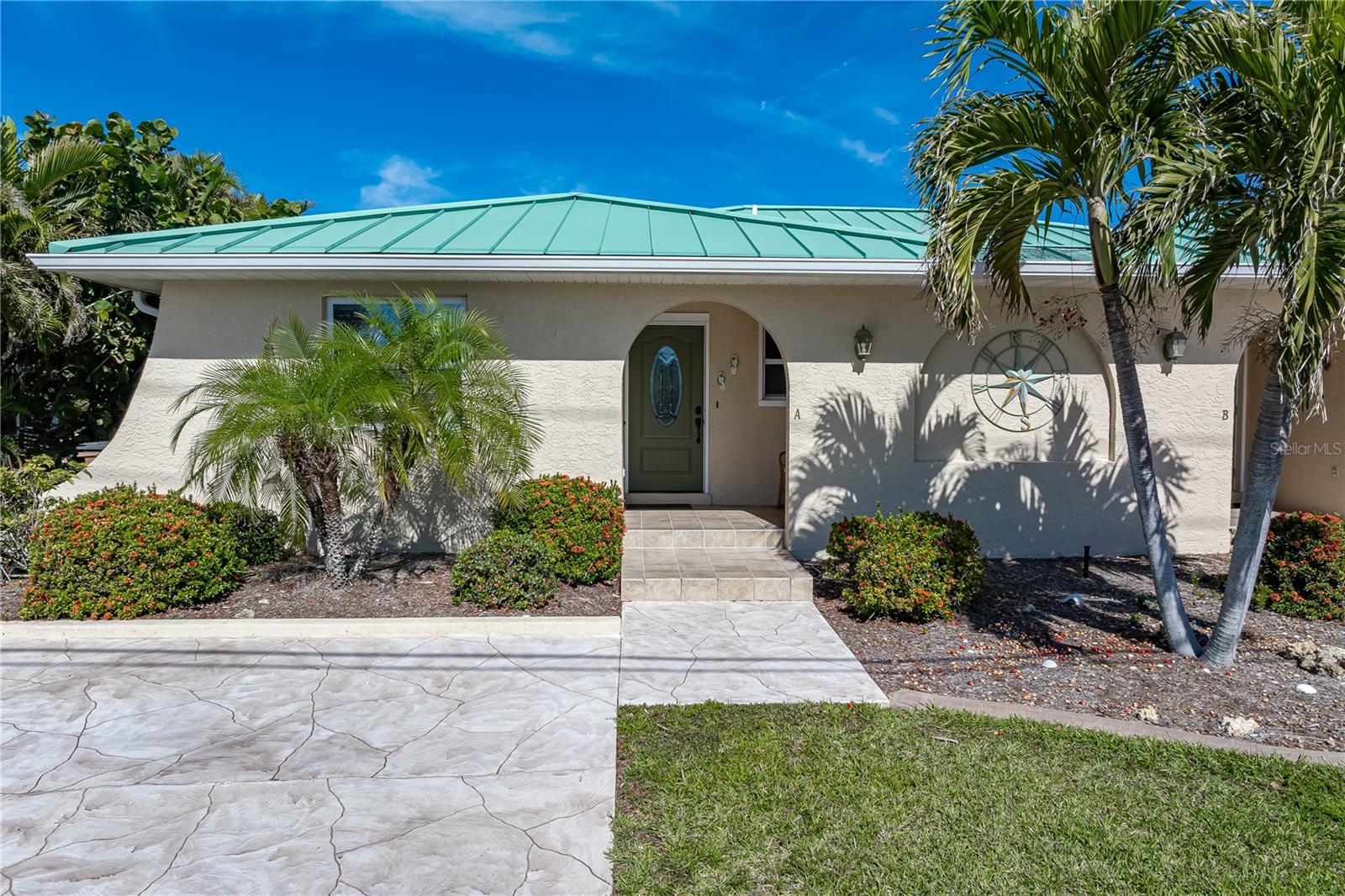 2334 MAGDALINA DR, PUNTA GORDA, FL, 33950