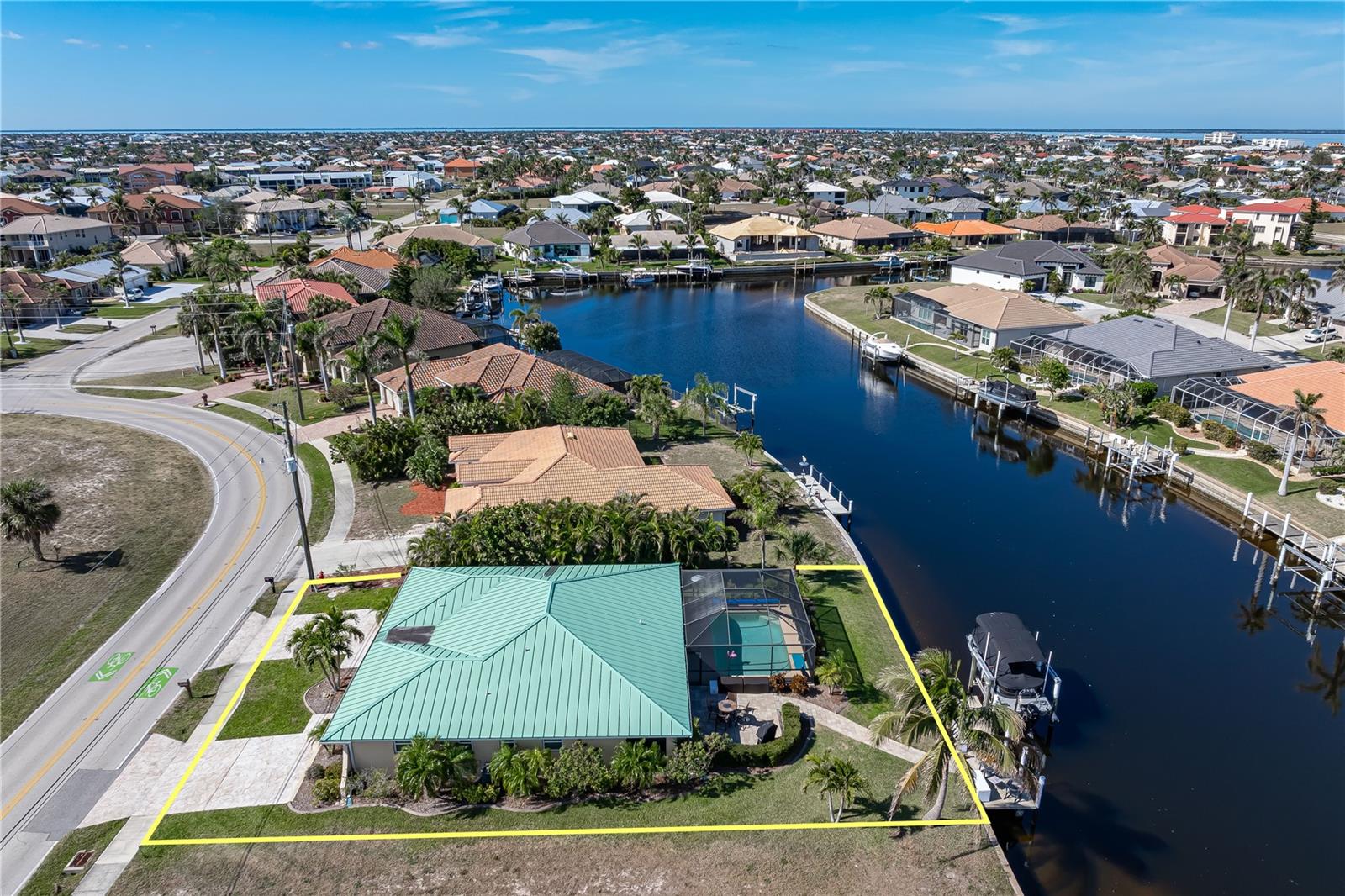 2334 MAGDALINA DR, PUNTA GORDA, FL, 33950