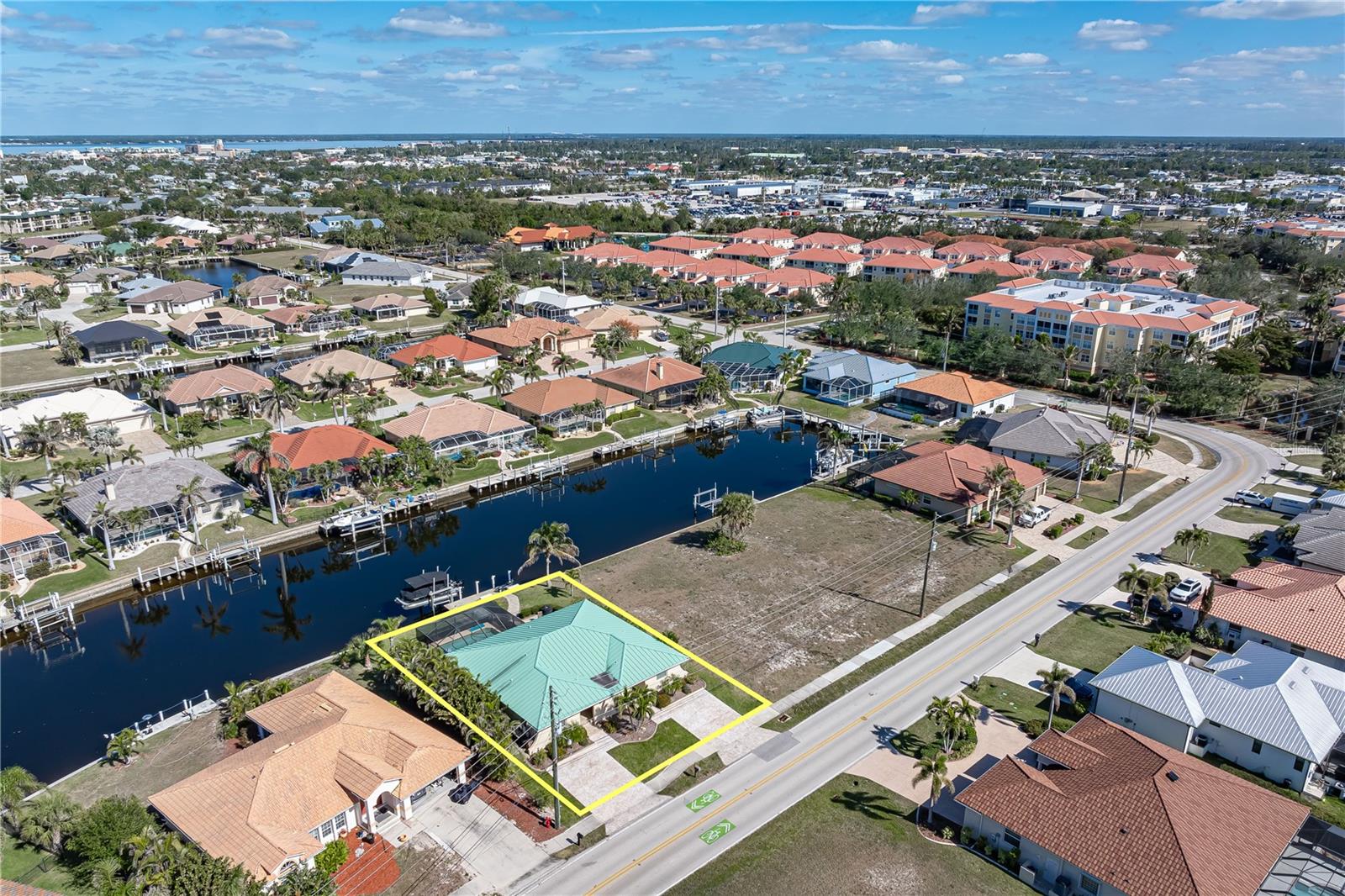 2334 MAGDALINA DR, PUNTA GORDA, FL, 33950