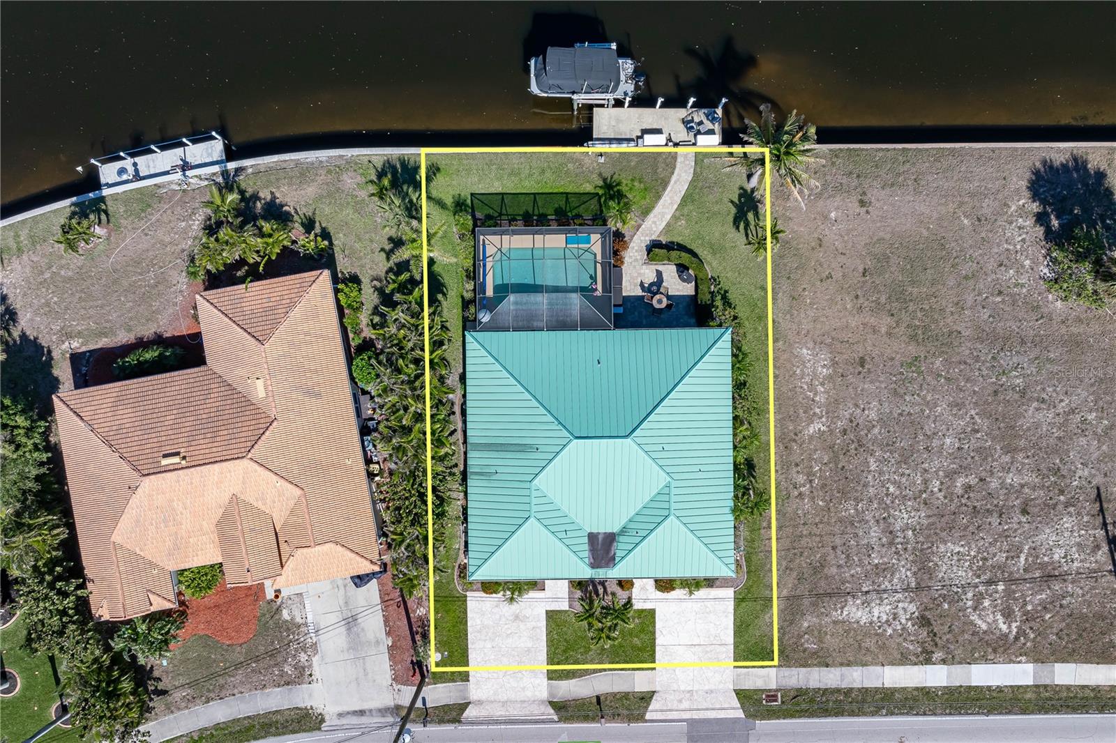 2334 MAGDALINA DR, PUNTA GORDA, FL, 33950