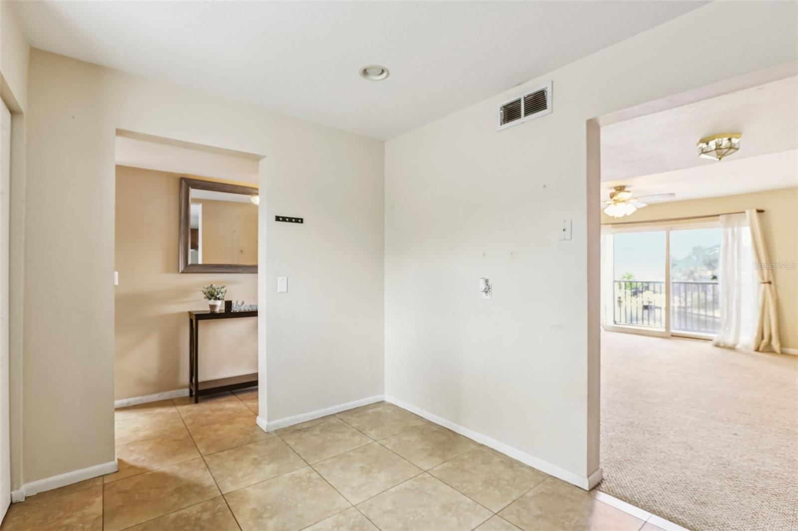 6325 NEWTOWN CIR #25B2, TAMPA, FL, 33615