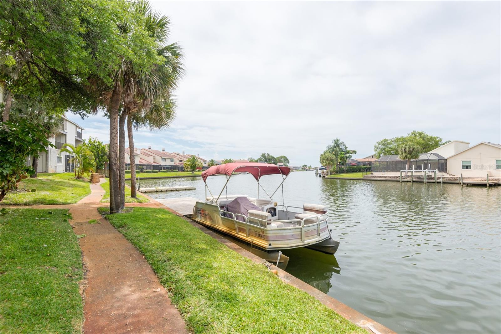 6325 NEWTOWN CIR #25B2, TAMPA, FL, 33615