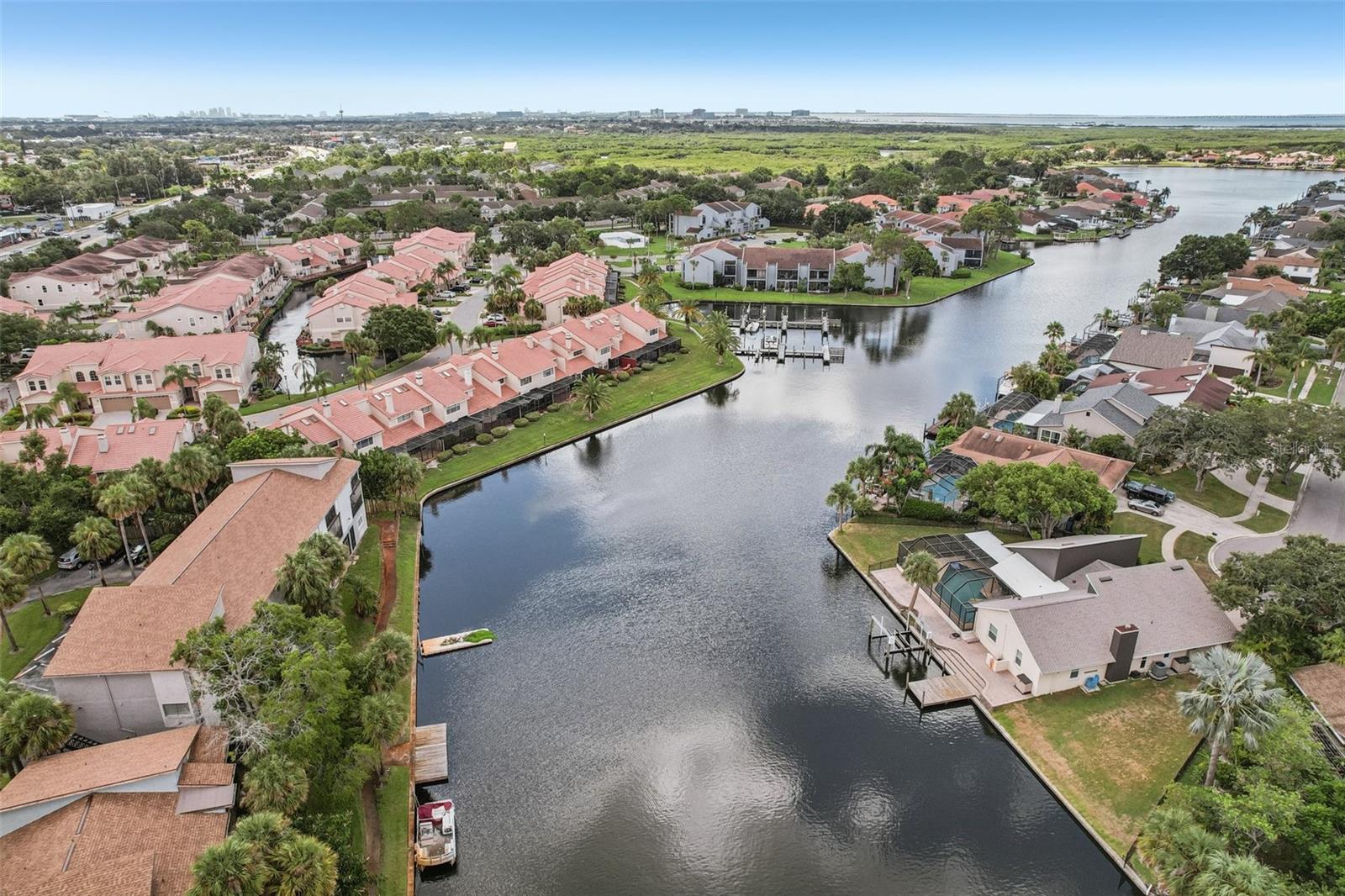 6325 NEWTOWN CIR #25B2, TAMPA, FL, 33615