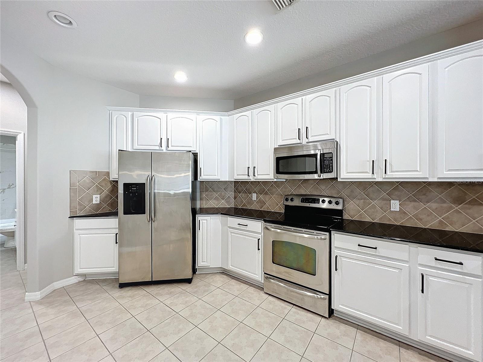 1404 LEXINGTON AVENUE, DAVENPORT, FL, 33837