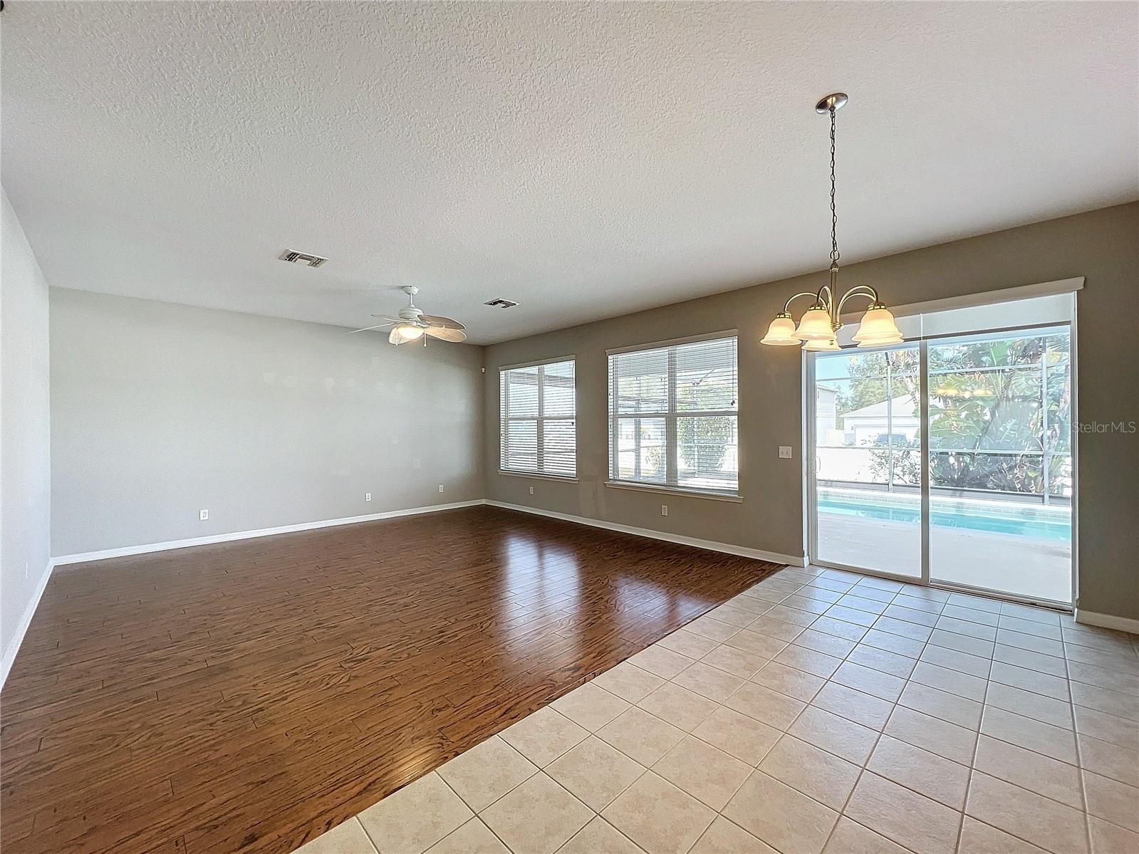 1404 LEXINGTON AVENUE, DAVENPORT, FL, 33837