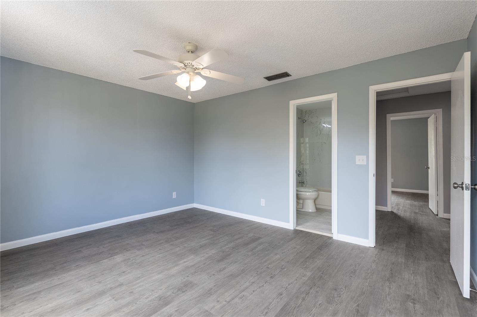 13907 FLETCHERS MILL DR, TAMPA, FL, 33613