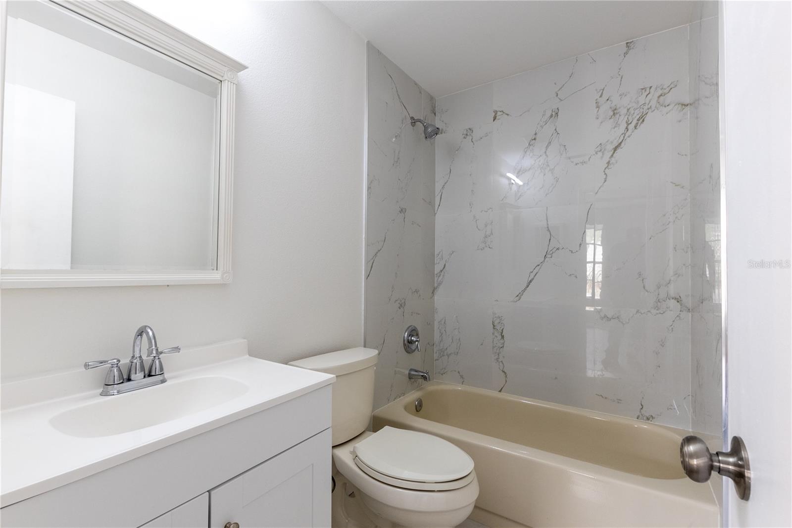 13907 FLETCHERS MILL DR, TAMPA, FL, 33613