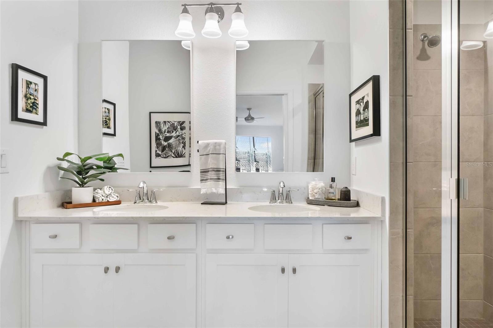 5695 PALMER CIR #202, BRADENTON, FL, 34211