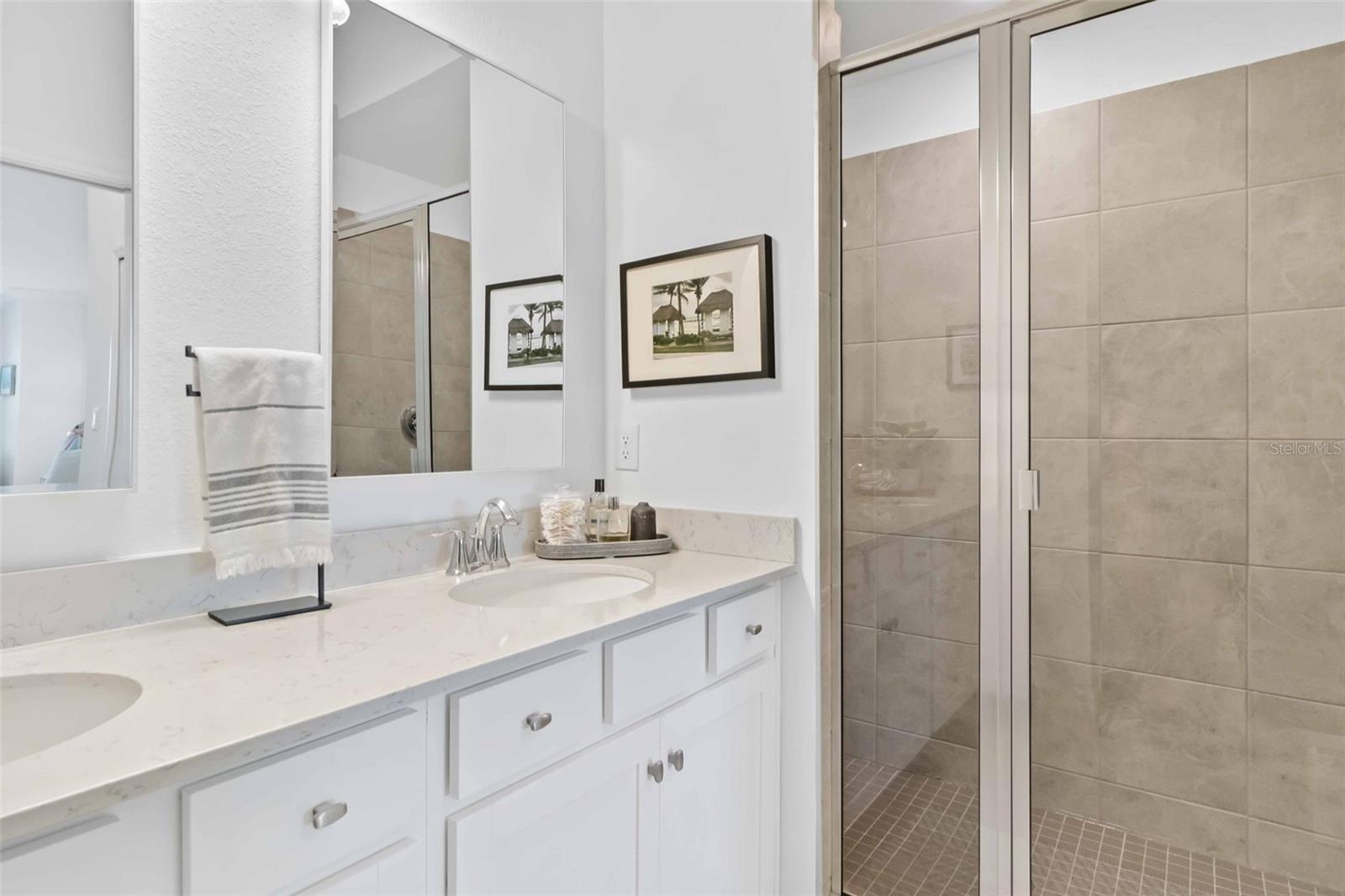 5695 PALMER CIR #202, BRADENTON, FL, 34211