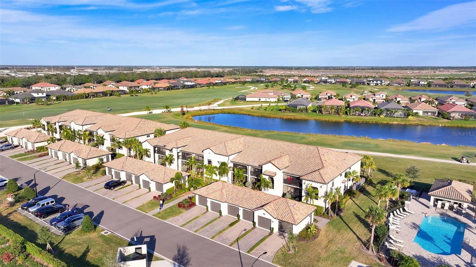 5695 PALMER CIR #202, BRADENTON, FL, 34211