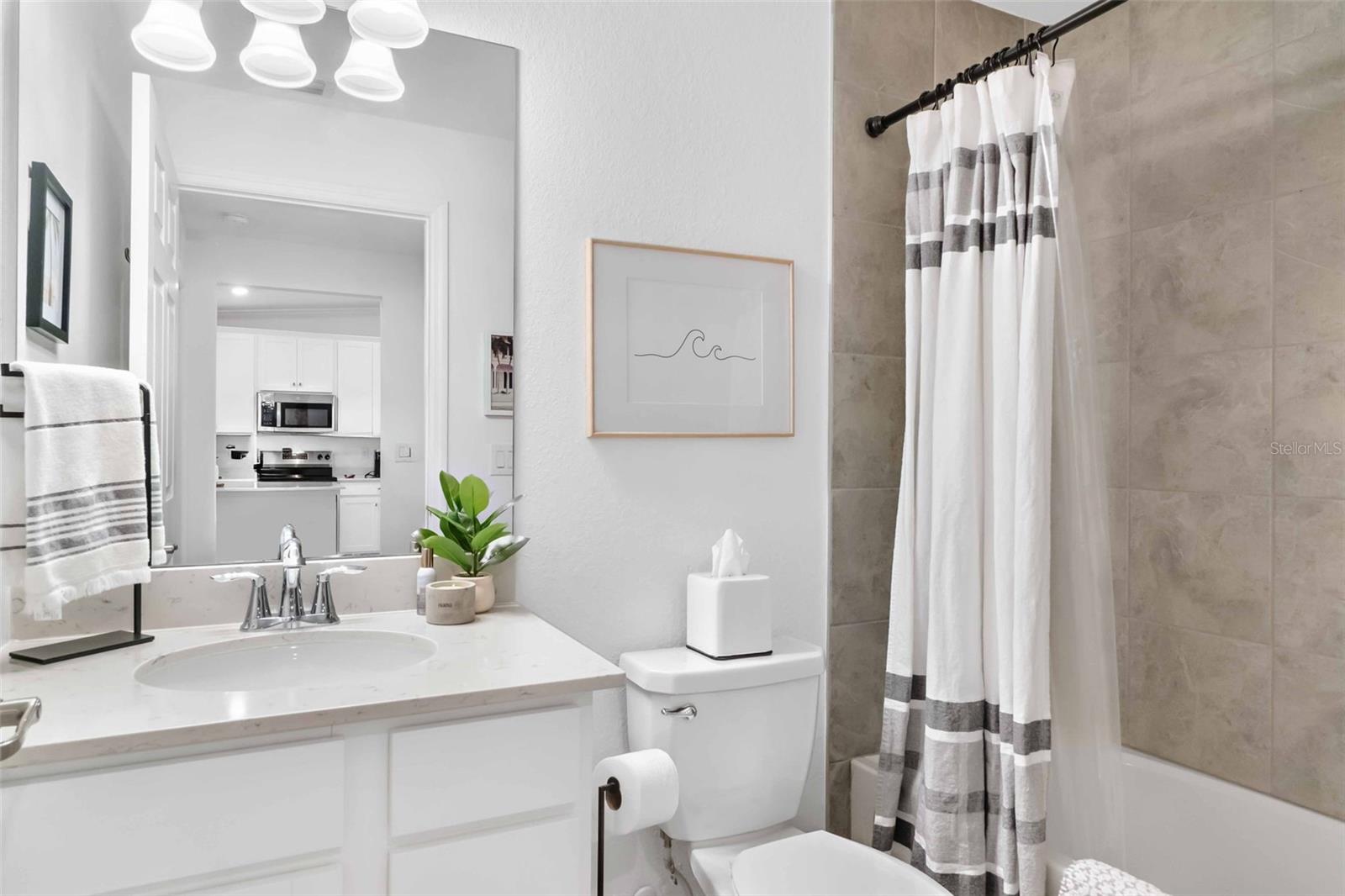 5695 PALMER CIR #202, BRADENTON, FL, 34211