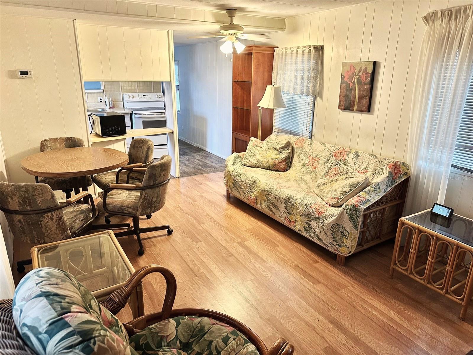 9790 66TH ST N #33, PINELLAS PARK, FL, 33782