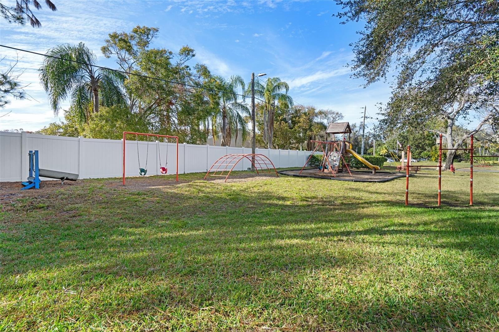3327 FOX HUNT DR, PALM HARBOR, FL, 34683