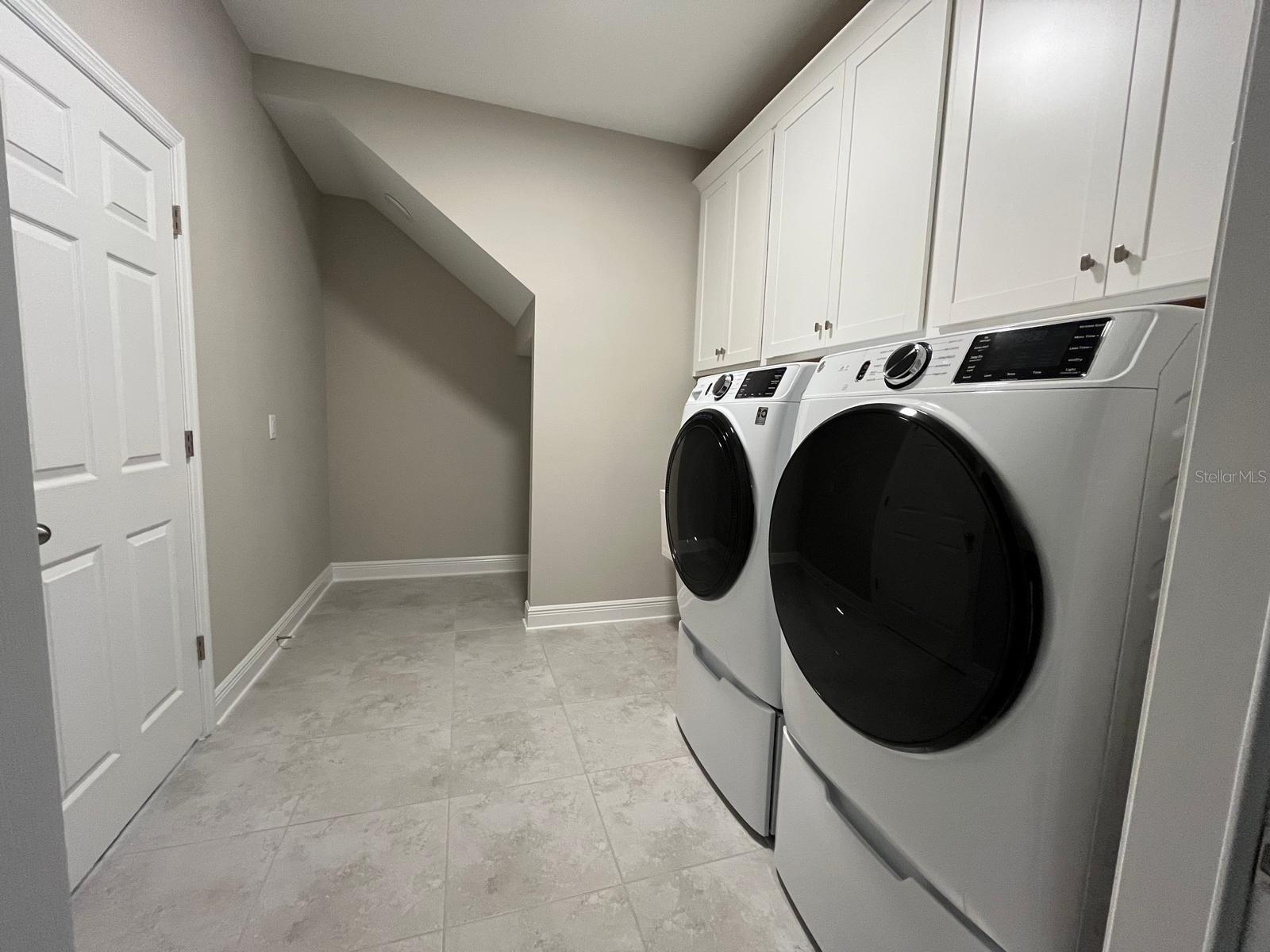 32496 SAPNA CHIME DR, WESLEY CHAPEL, FL, 33545