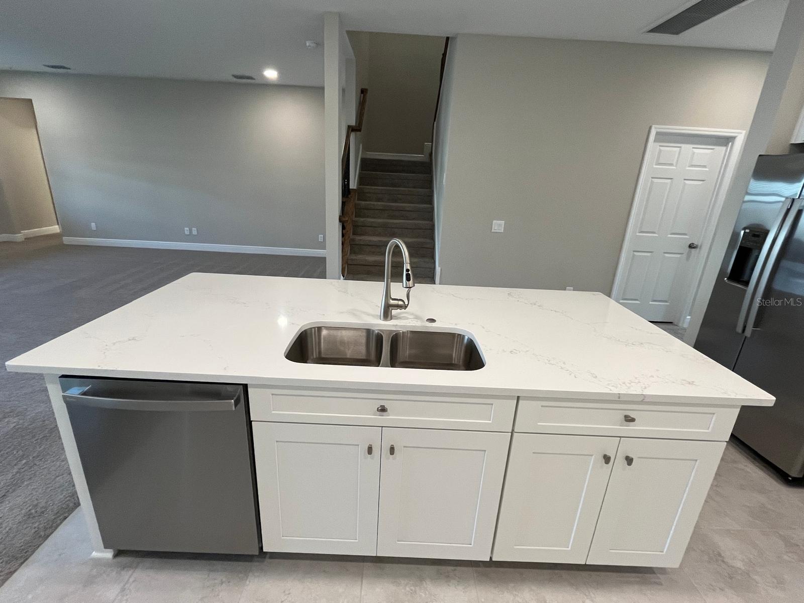 32496 SAPNA CHIME DR, WESLEY CHAPEL, FL, 33545