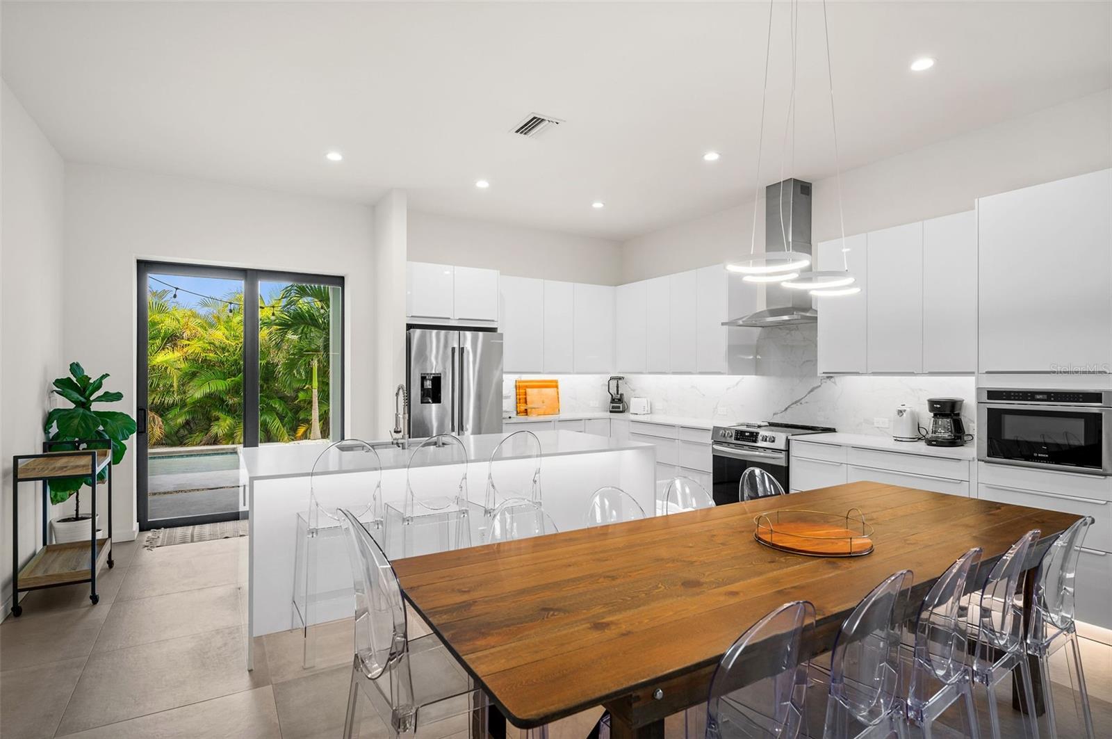 5351 MOELLER AVE, SARASOTA, FL, 34233