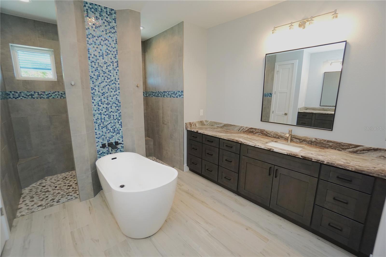 490 SORRENTO CT, PUNTA GORDA, FL, 33950
