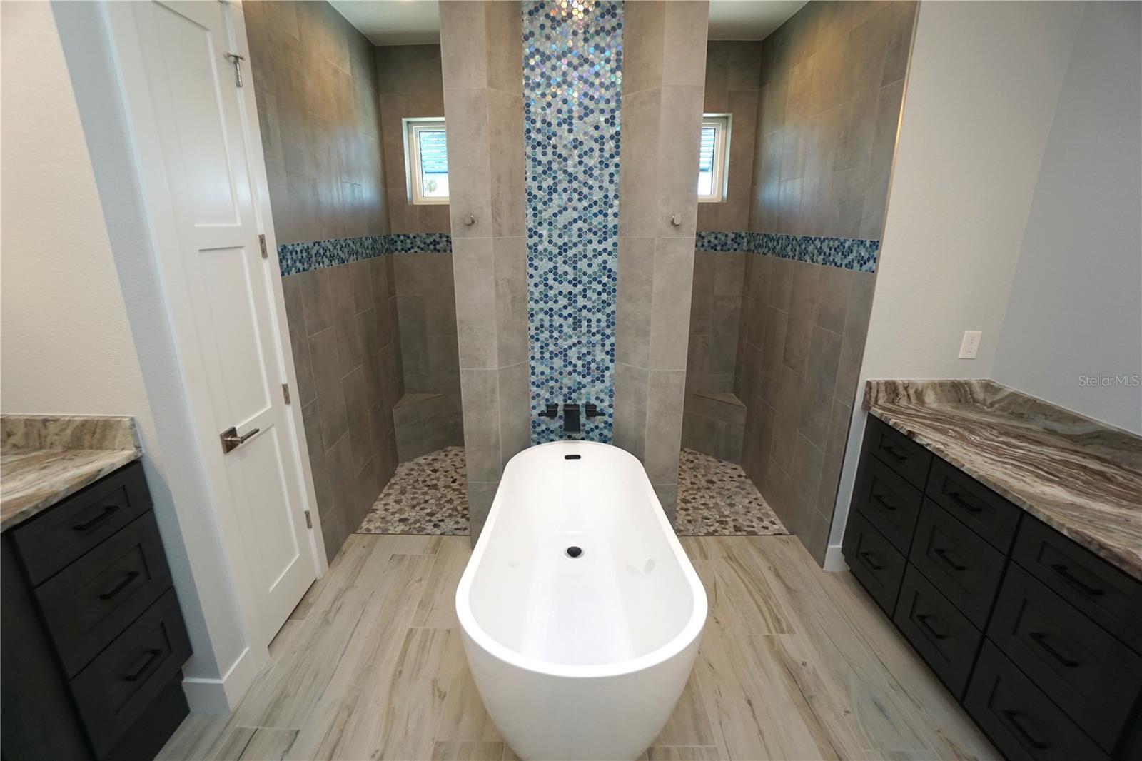 490 SORRENTO CT, PUNTA GORDA, FL, 33950