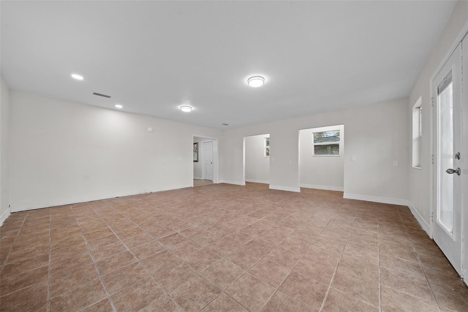 319 SE 4TH DR, WILLISTON, FL, 32696