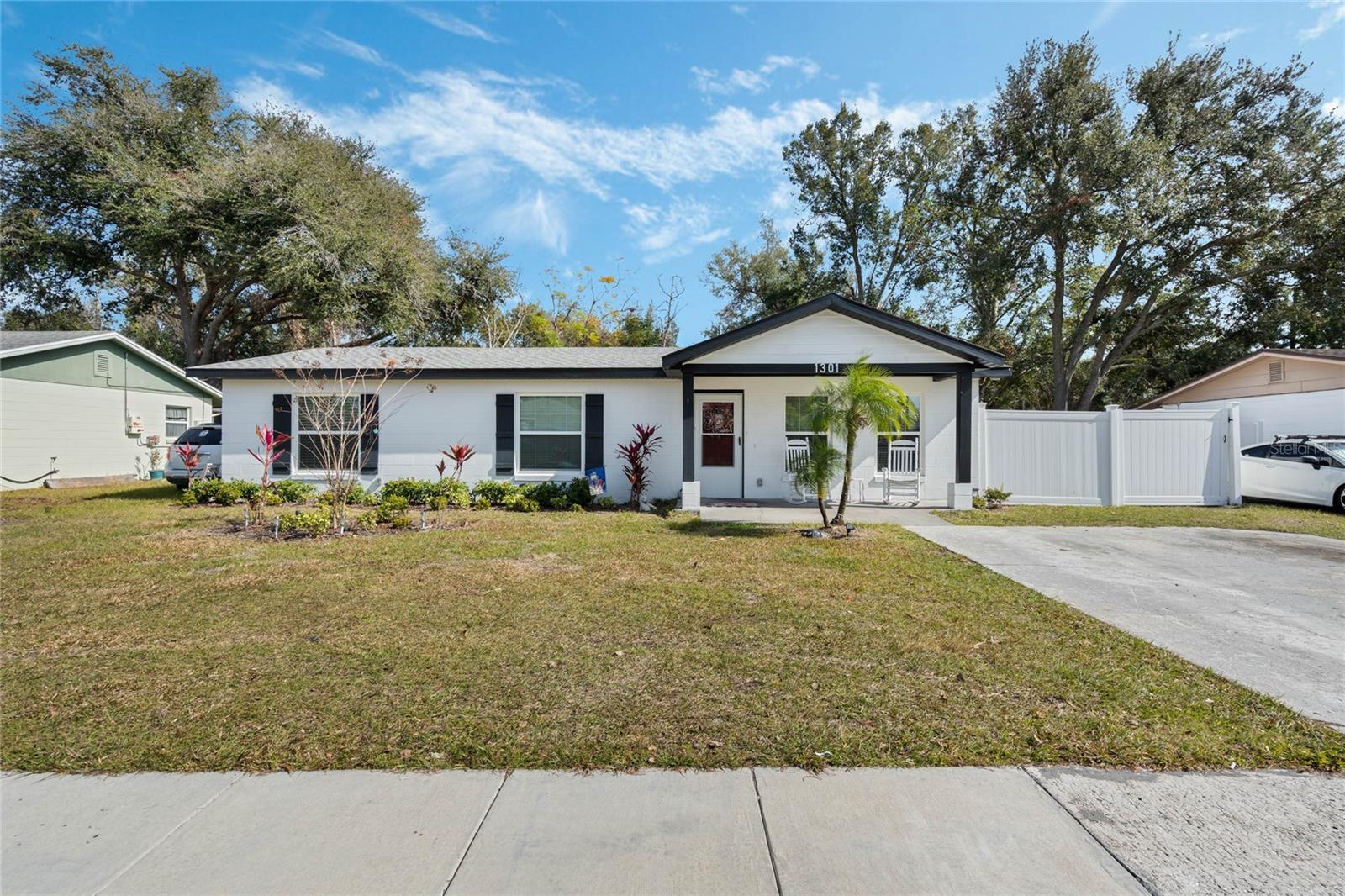 1301 SAND PINE AVE, OCOEE, FL, 34761