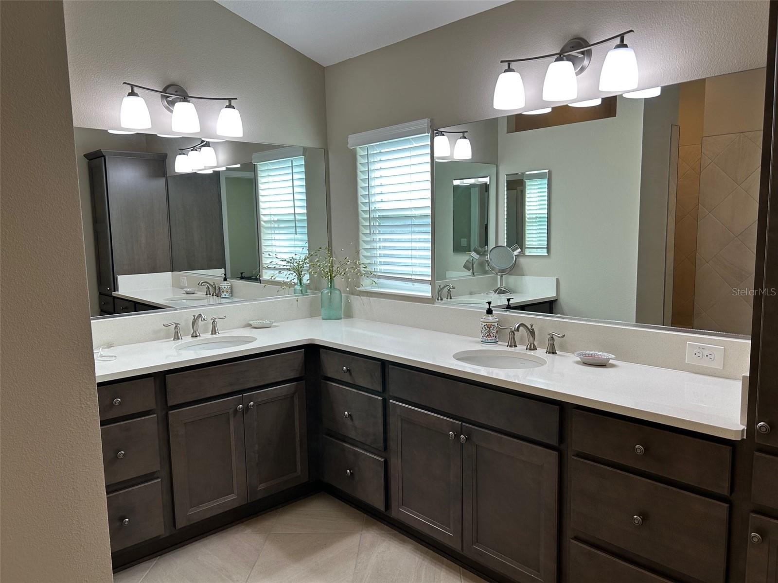 5078 LAWLER LOOP, THE VILLAGES, FL, 32163