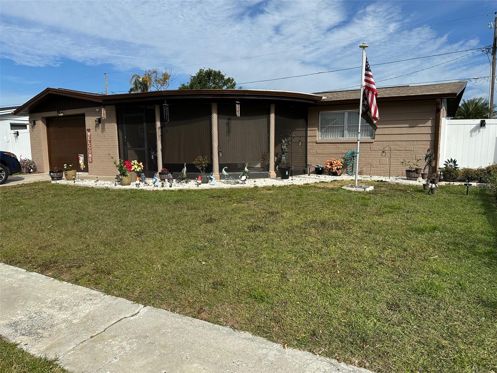 2152 ARCADIA RD, HOLIDAY, FL, 34690