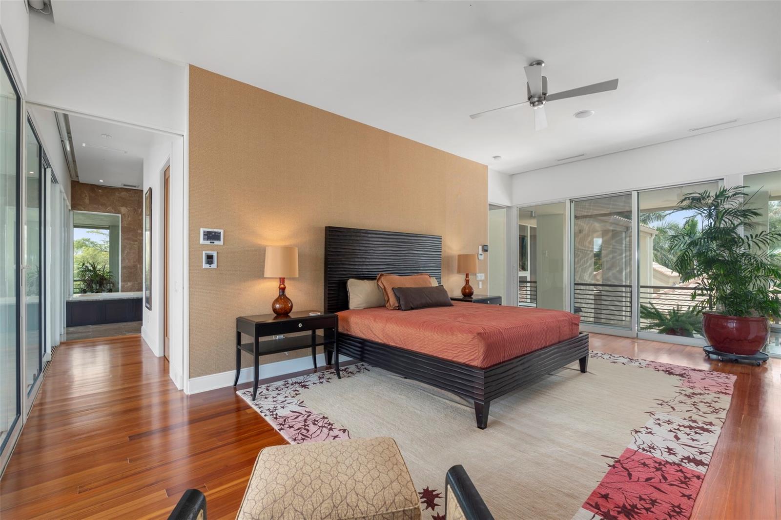 601 WESTON POINTE CT, LONGBOAT KEY, FL, 34228