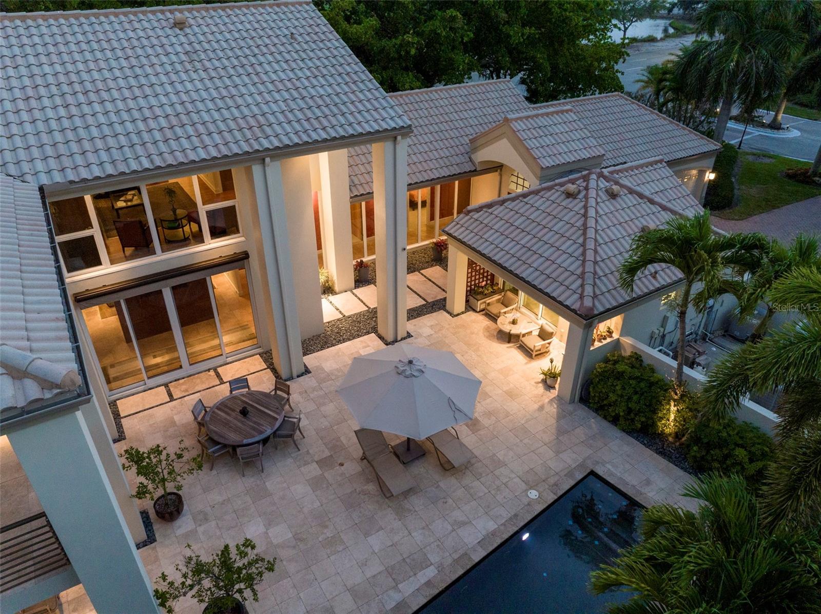 601 WESTON POINTE CT, LONGBOAT KEY, FL, 34228