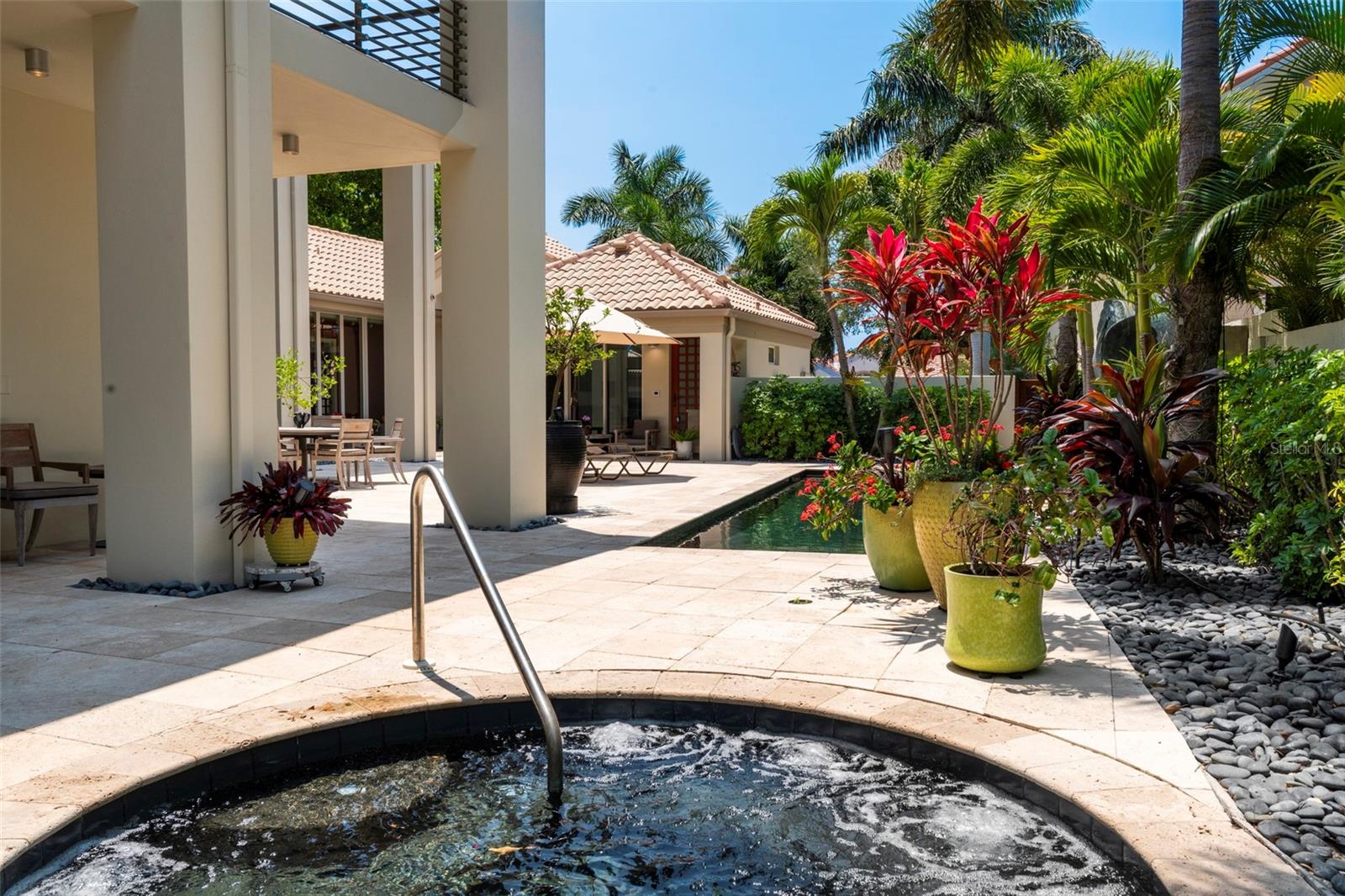 601 WESTON POINTE CT, LONGBOAT KEY, FL, 34228