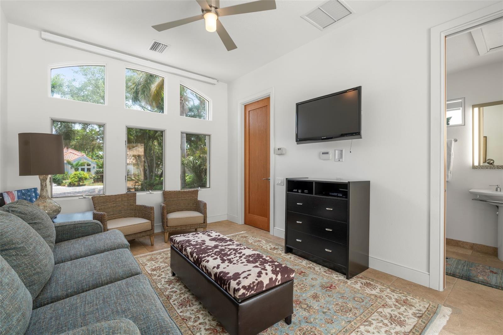 601 WESTON POINTE CT, LONGBOAT KEY, FL, 34228