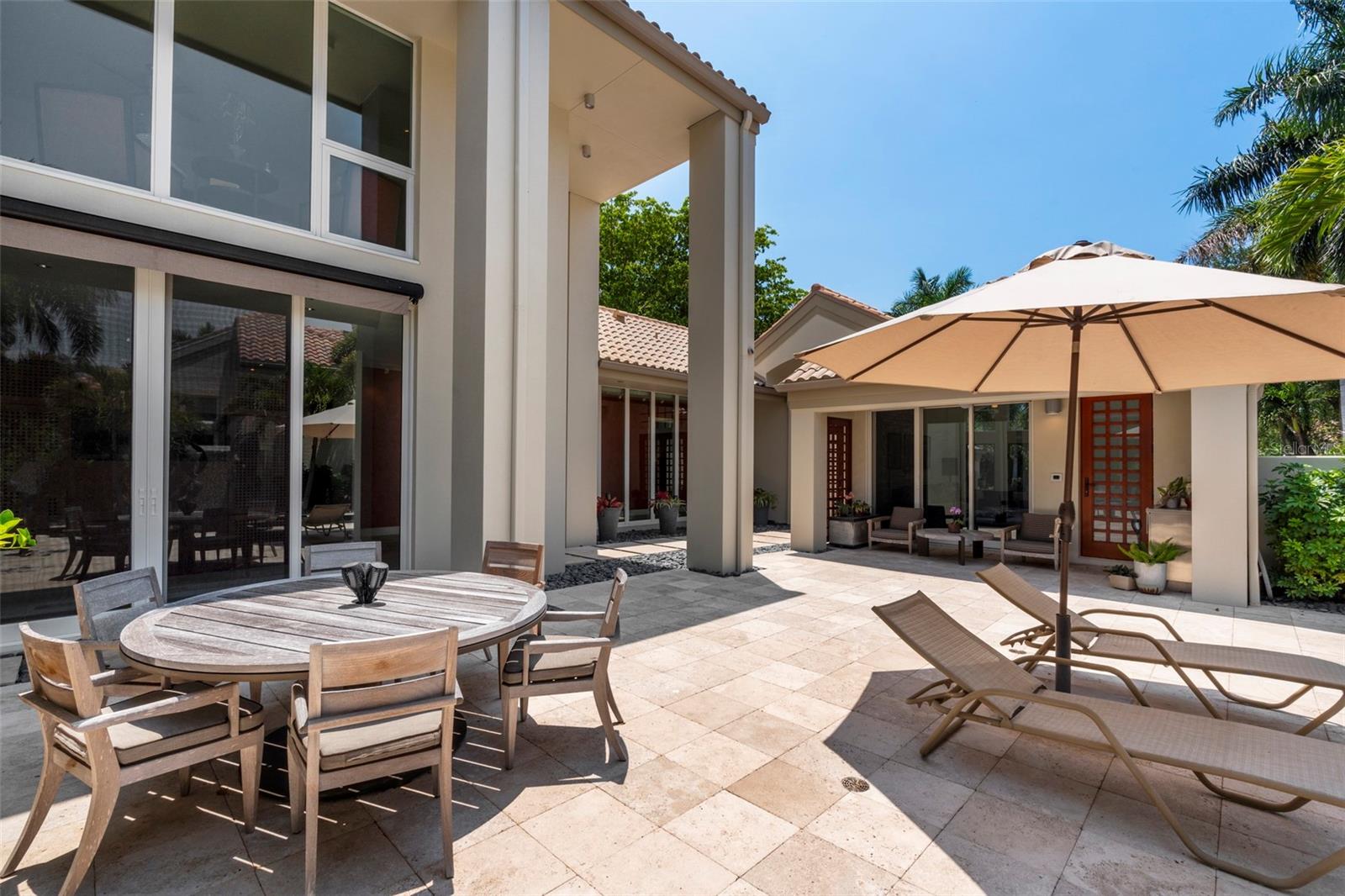 601 WESTON POINTE CT, LONGBOAT KEY, FL, 34228