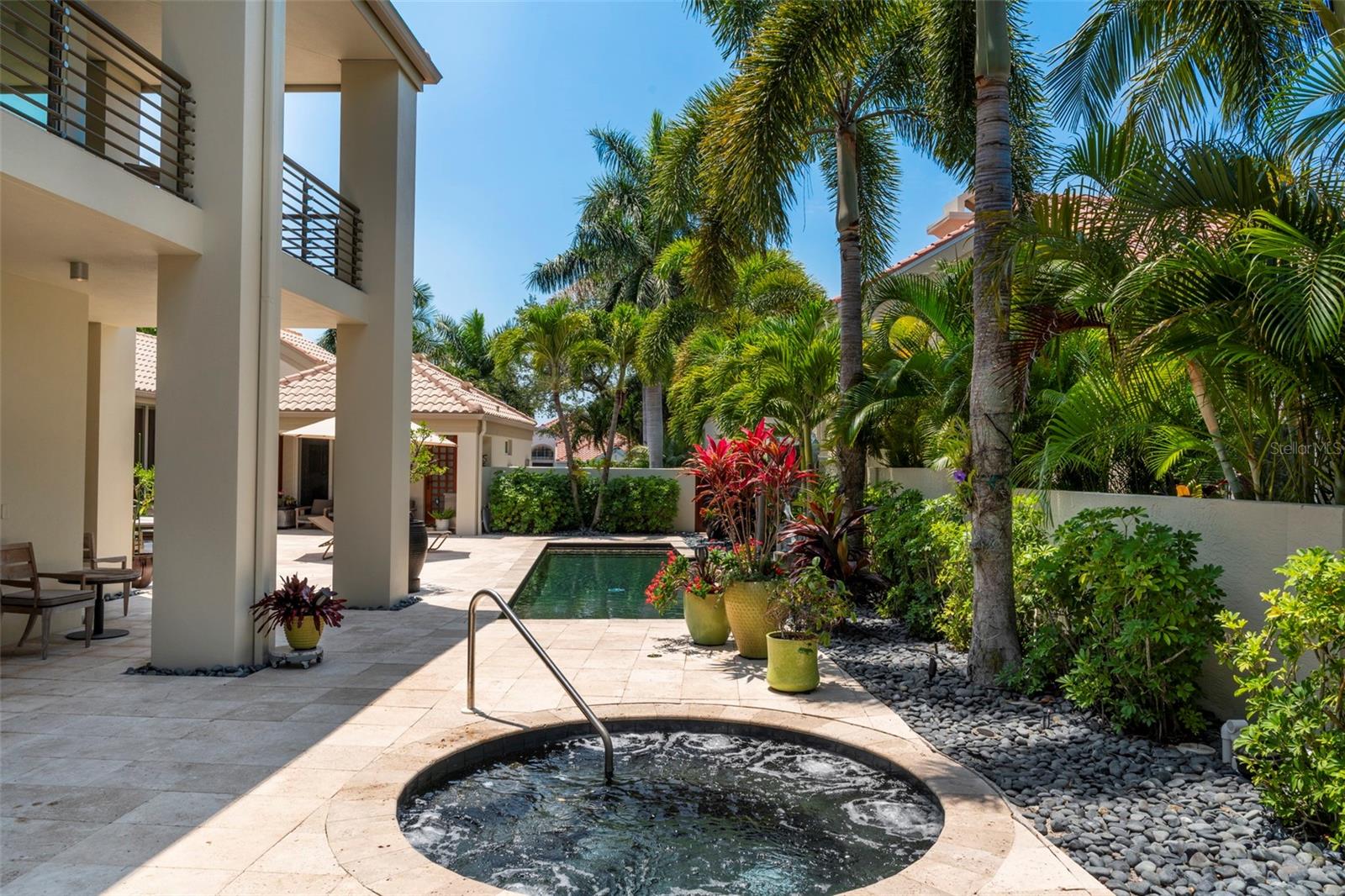 601 WESTON POINTE CT, LONGBOAT KEY, FL, 34228
