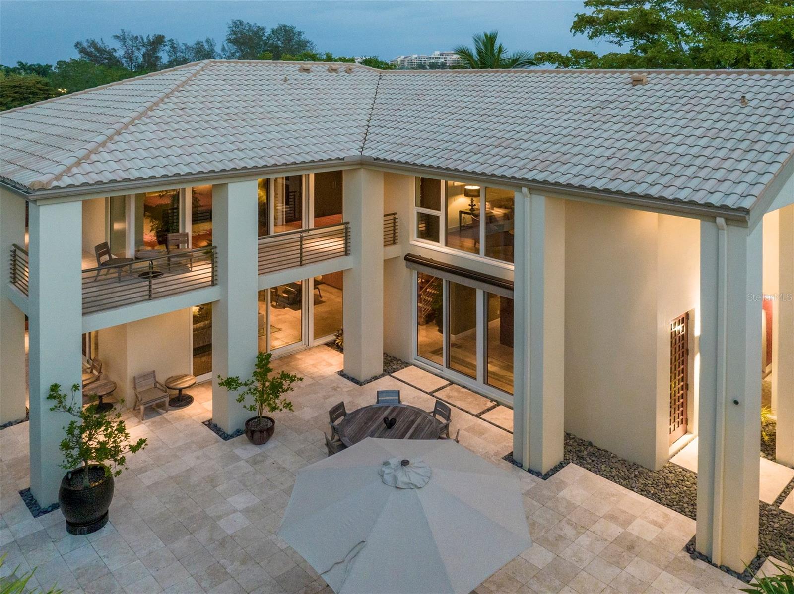 601 WESTON POINTE CT, LONGBOAT KEY, FL, 34228