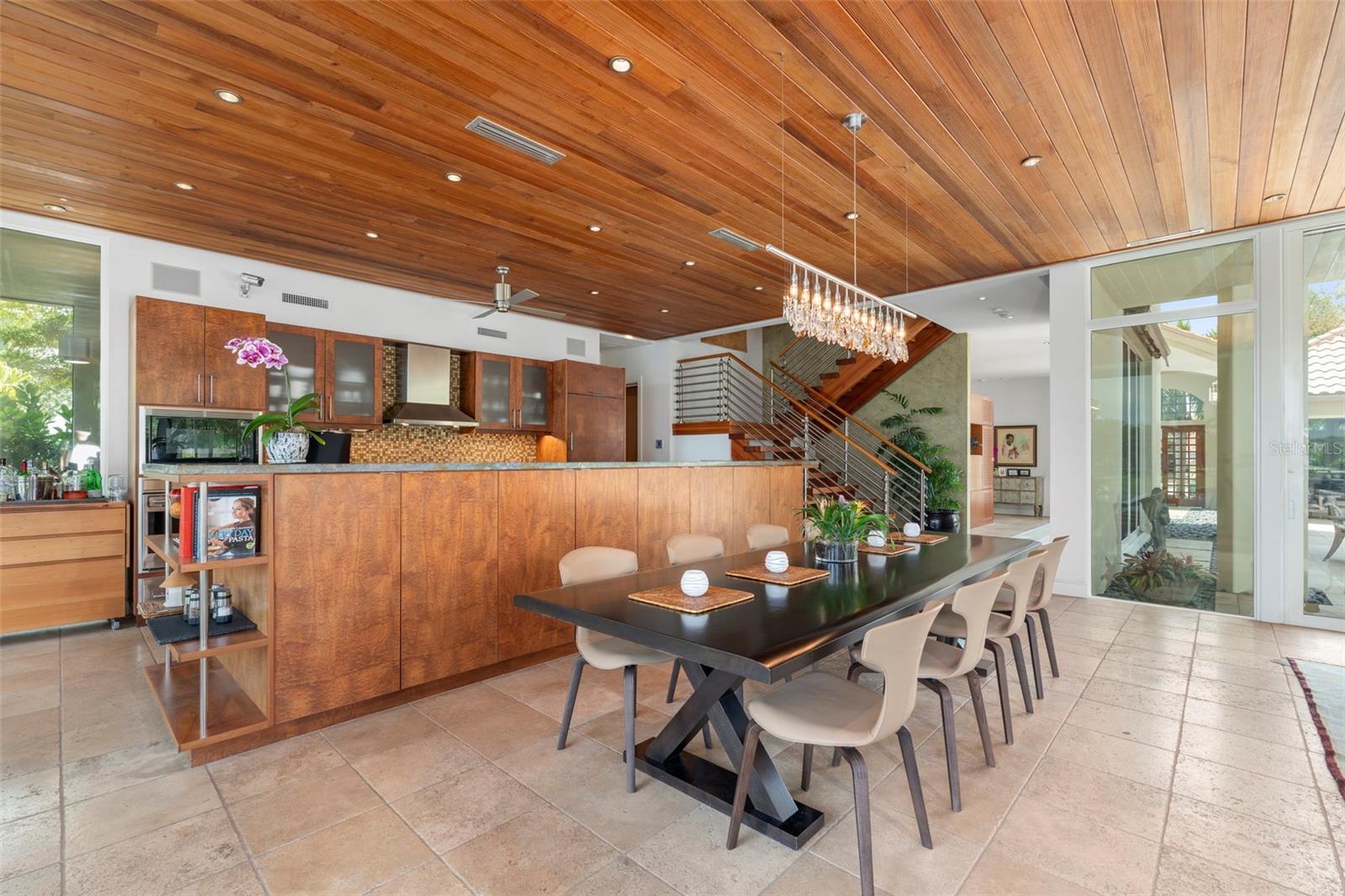 601 WESTON POINTE CT, LONGBOAT KEY, FL, 34228