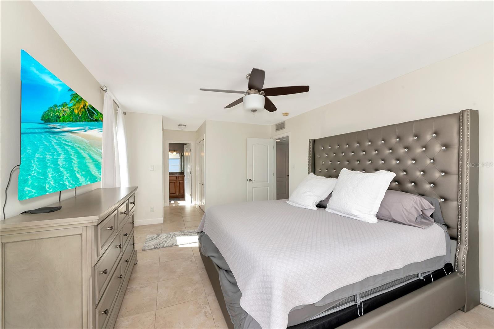 226 GOLDEN GATE PT #64, SARASOTA, FL, 34236