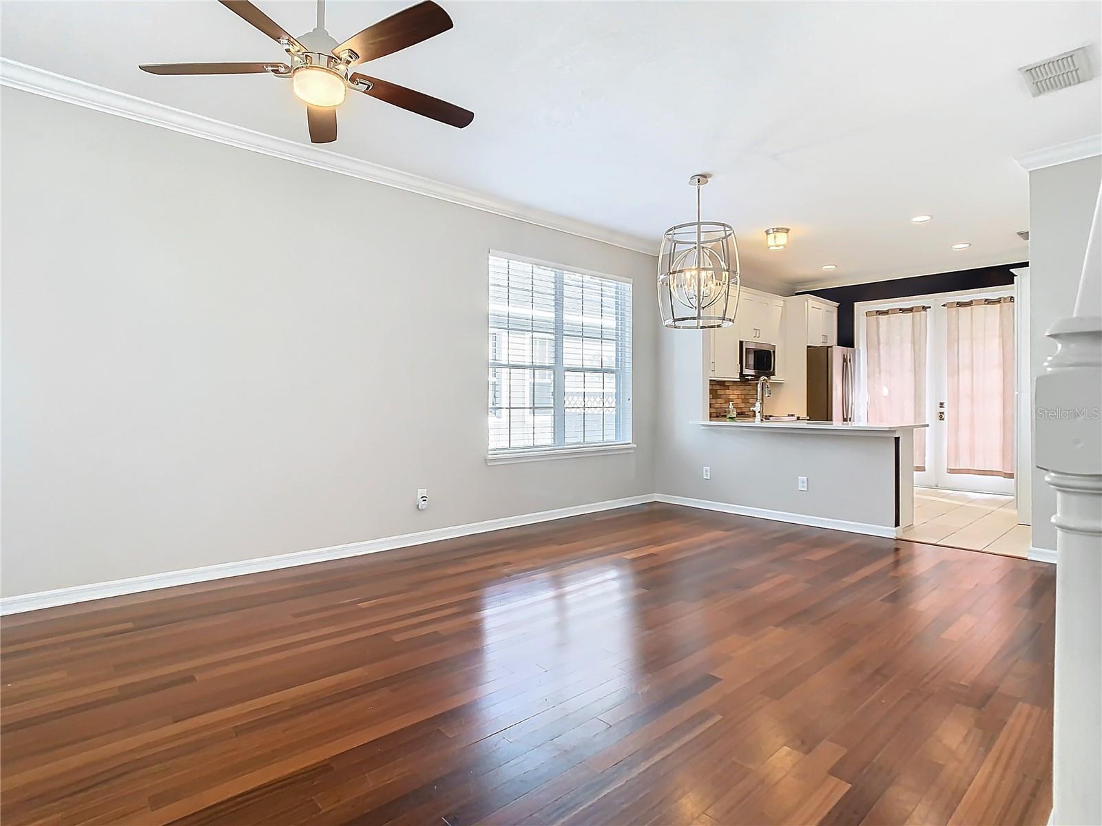333 N FOREST AVE, ORLANDO, FL, 32803