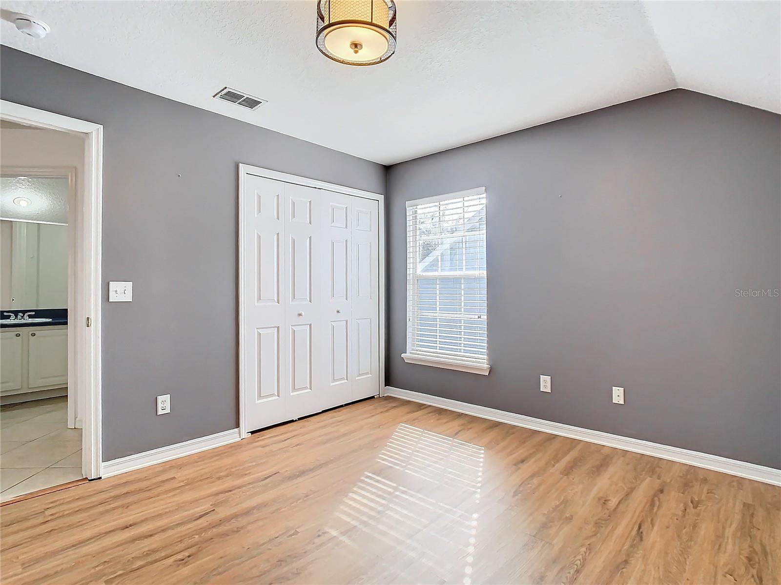 333 N FOREST AVE, ORLANDO, FL, 32803
