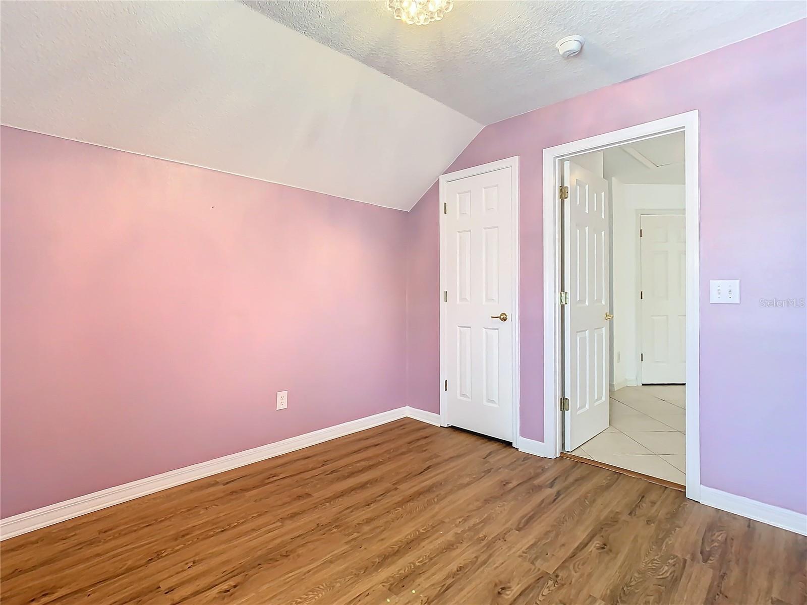 333 N FOREST AVE, ORLANDO, FL, 32803