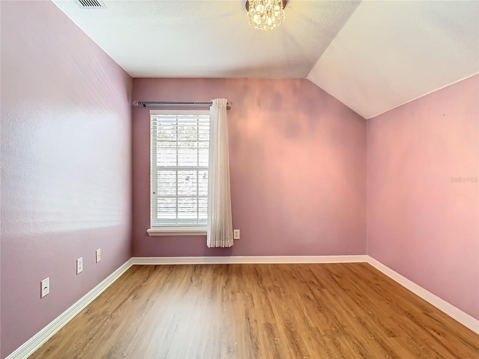 333 N FOREST AVE, ORLANDO, FL, 32803