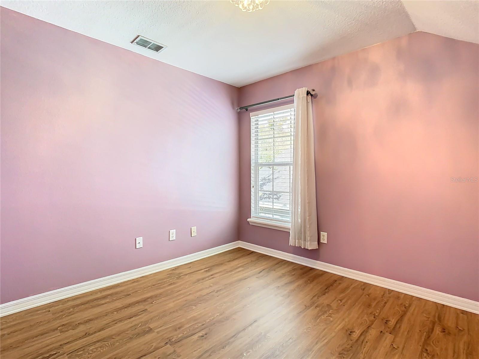 333 N FOREST AVE, ORLANDO, FL, 32803
