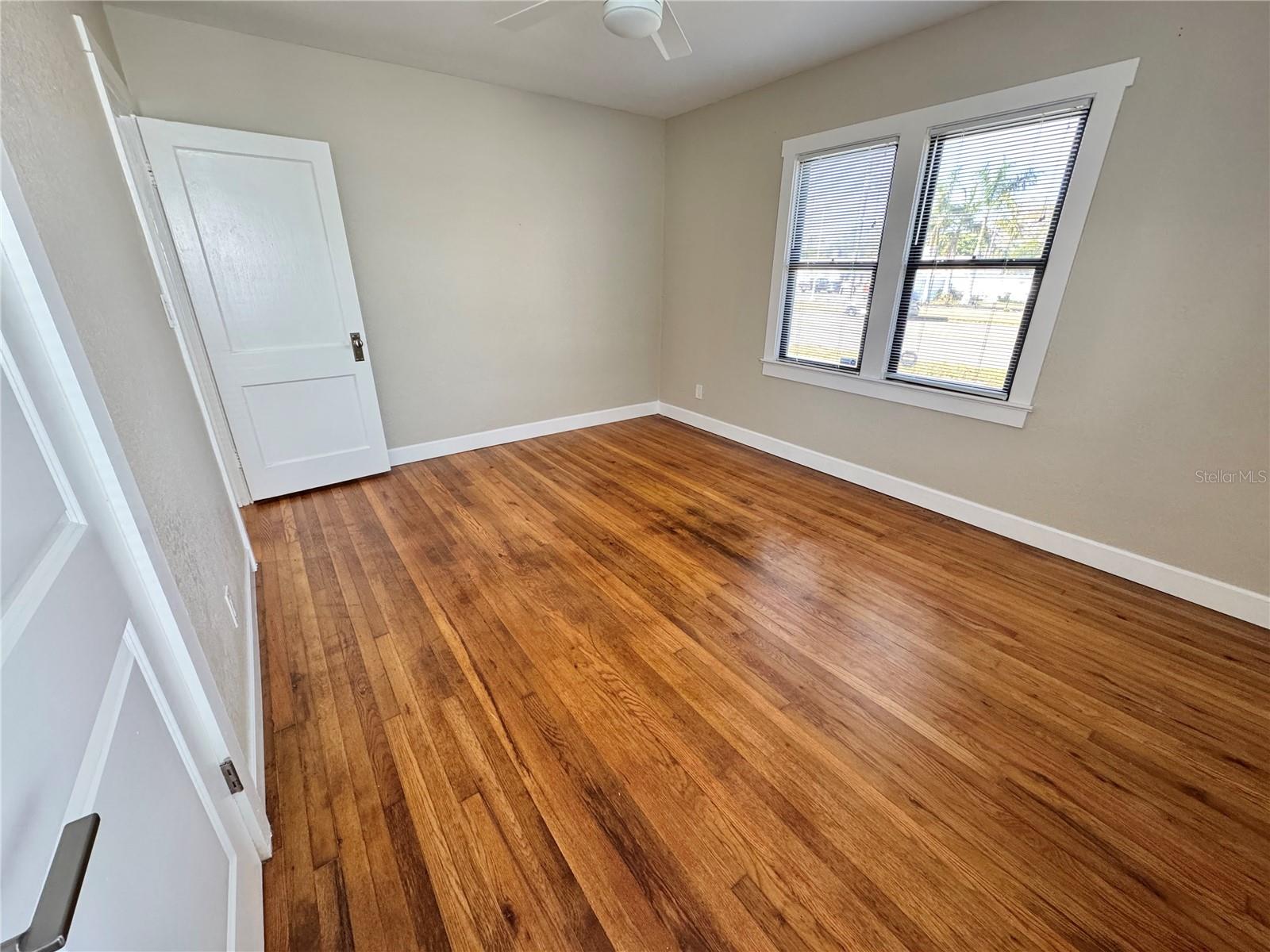 2720 9TH AVE N, ST PETERSBURG, FL, 33713