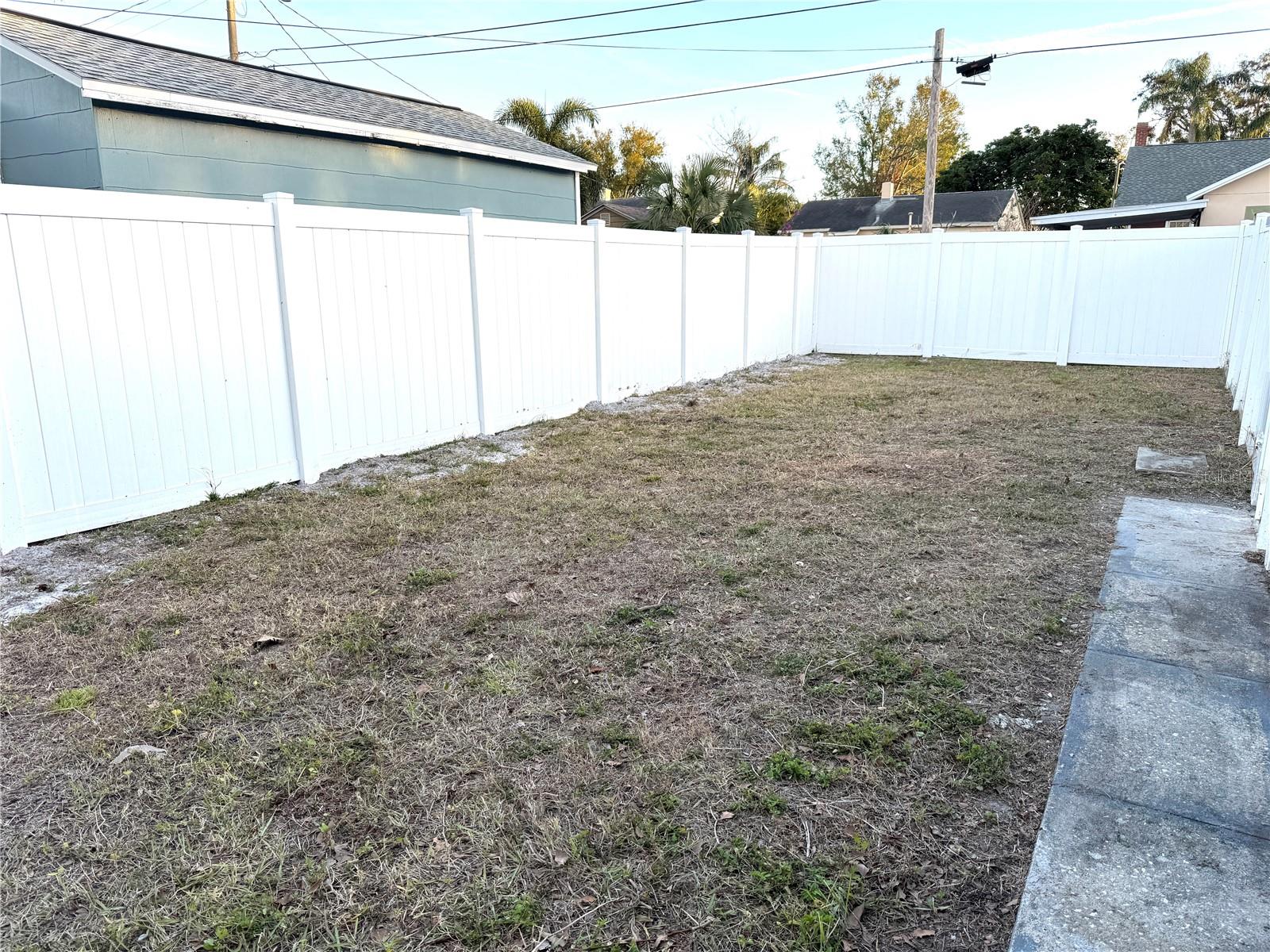 2720 9TH AVE N, ST PETERSBURG, FL, 33713