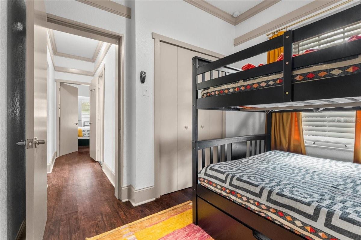 415 N SHINE AVE, ORLANDO, FL, 32803