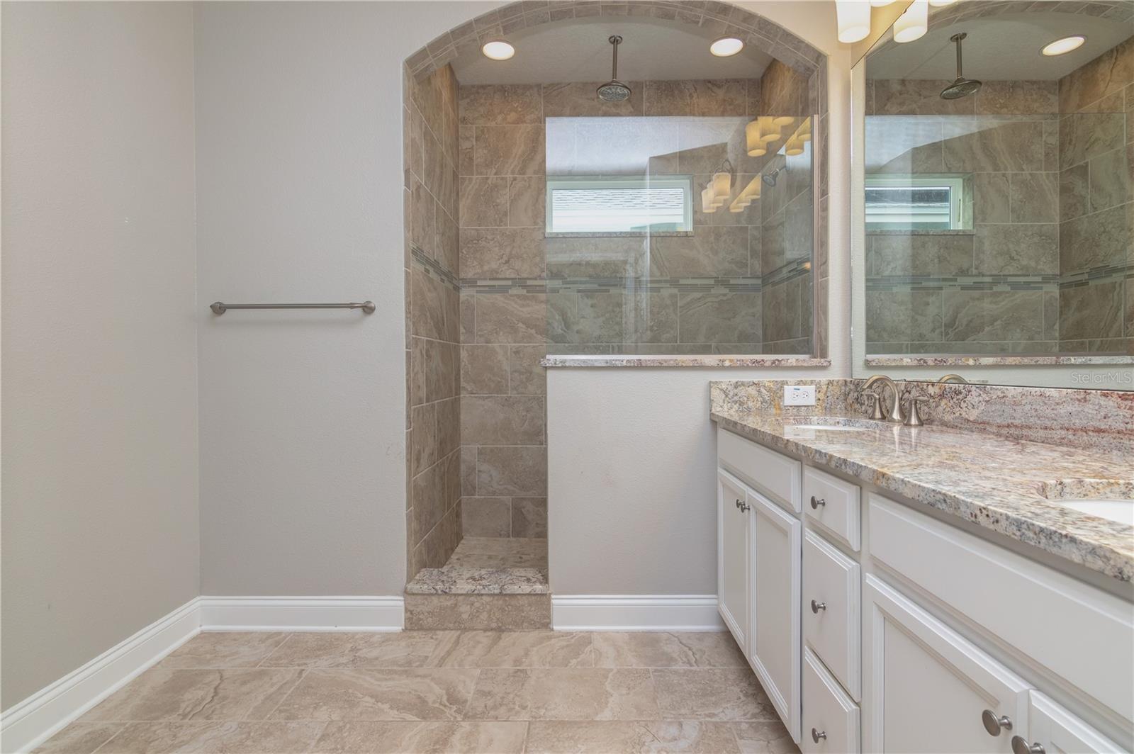 530 WINDY PINE WAY, OVIEDO, FL, 32765