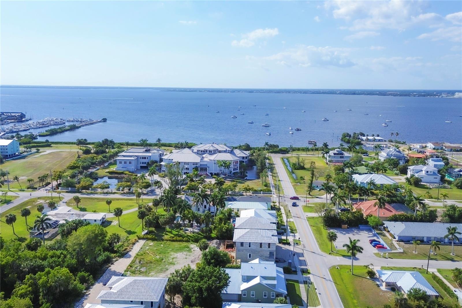 201 SHREVE ST, PUNTA GORDA, FL, 33950