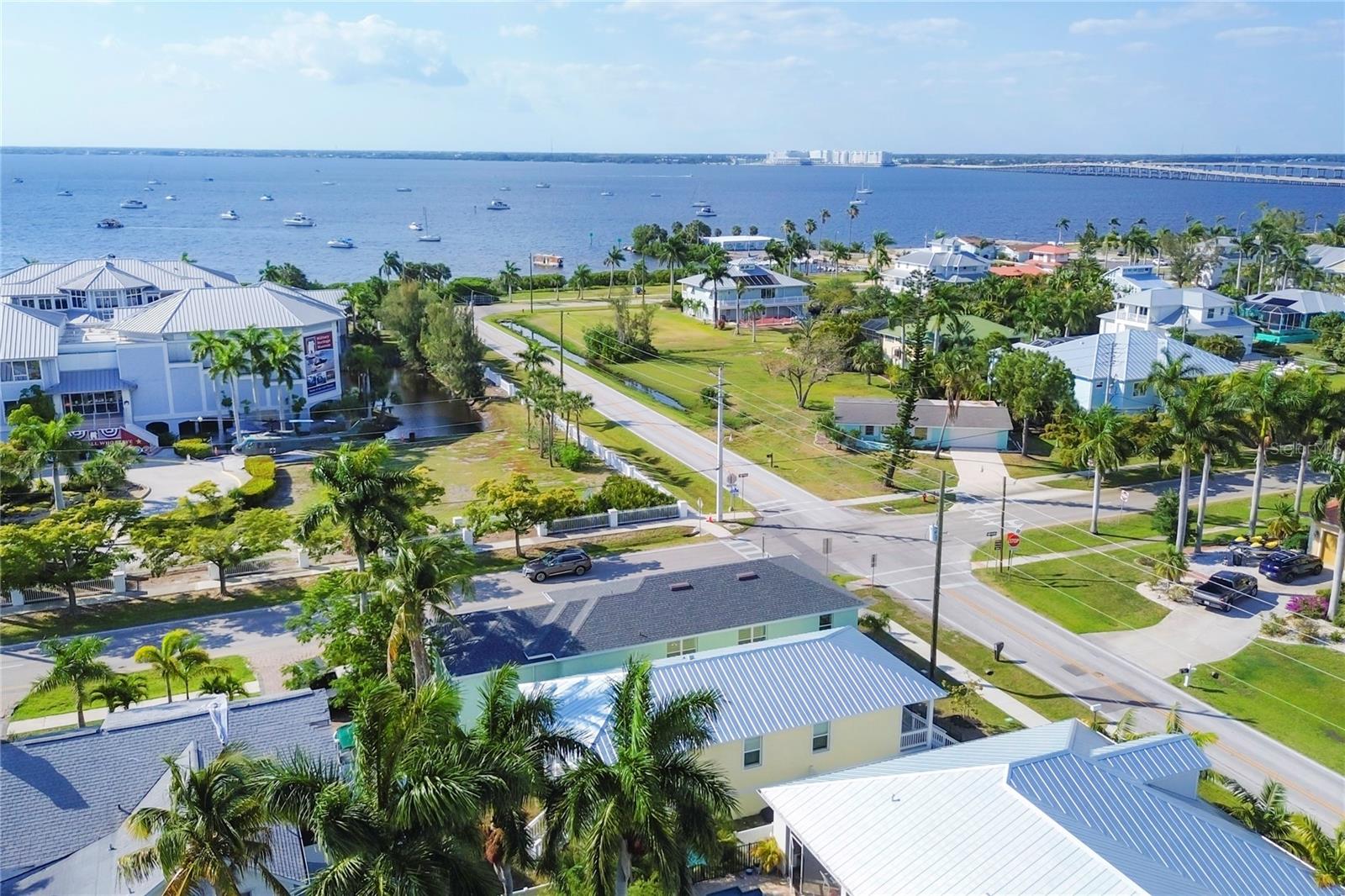 201 SHREVE ST, PUNTA GORDA, FL, 33950